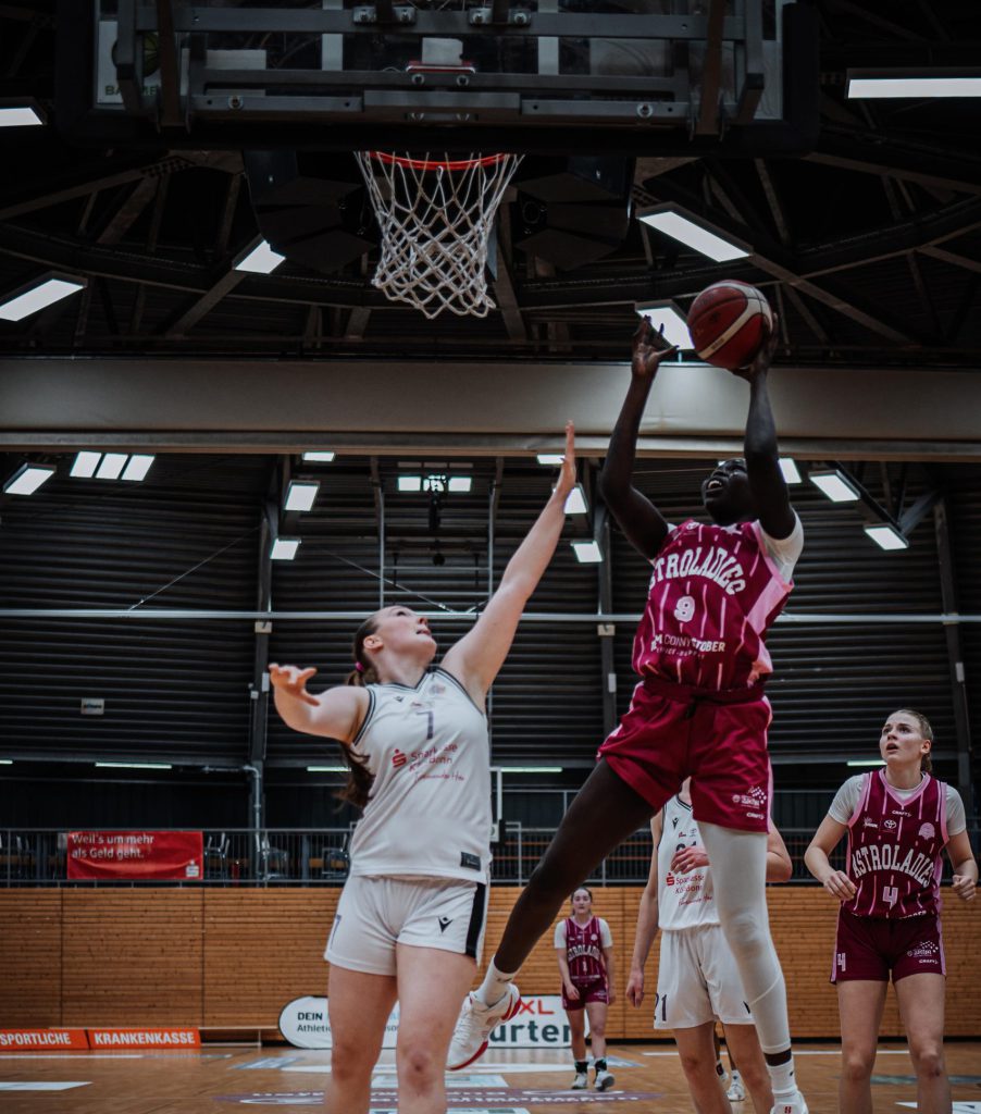 Comeback im Schlussviertel: AstroLadies schlagen Talents und klettern auf Platz drei